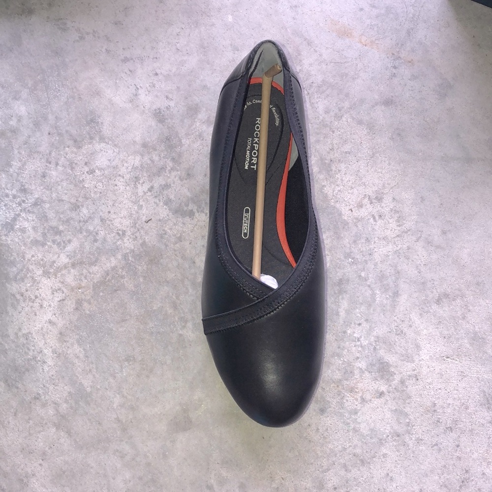 COPY - NIB Classic leather ballet flats.